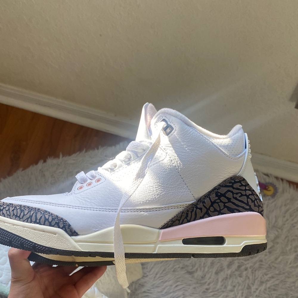 Air Jordan 3 Neapolitan Dark Mocha